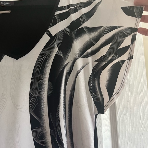 Pronto USA Pretty shiny top - Picture 4 of 4